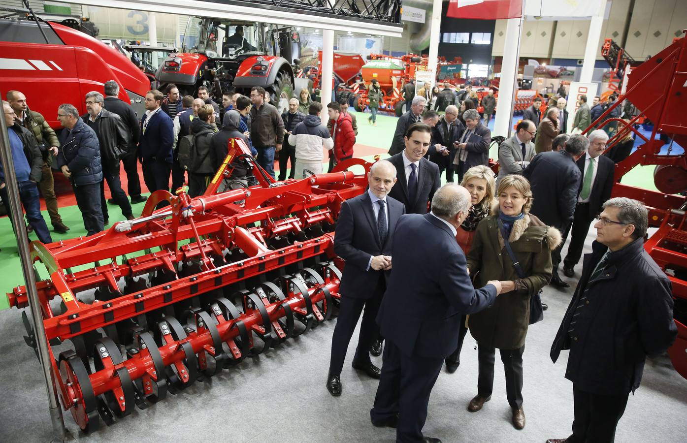 La ministra de Agricultura, Isabel García Terjerina, inaugura en Valladolid la Feria Agraria