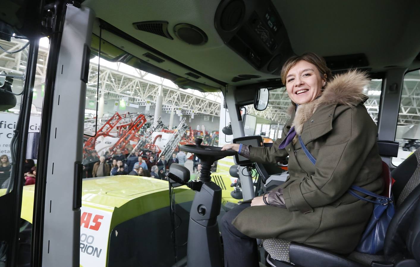 La ministra de Agricultura, Isabel García Terjerina, inaugura en Valladolid la Feria Agraria