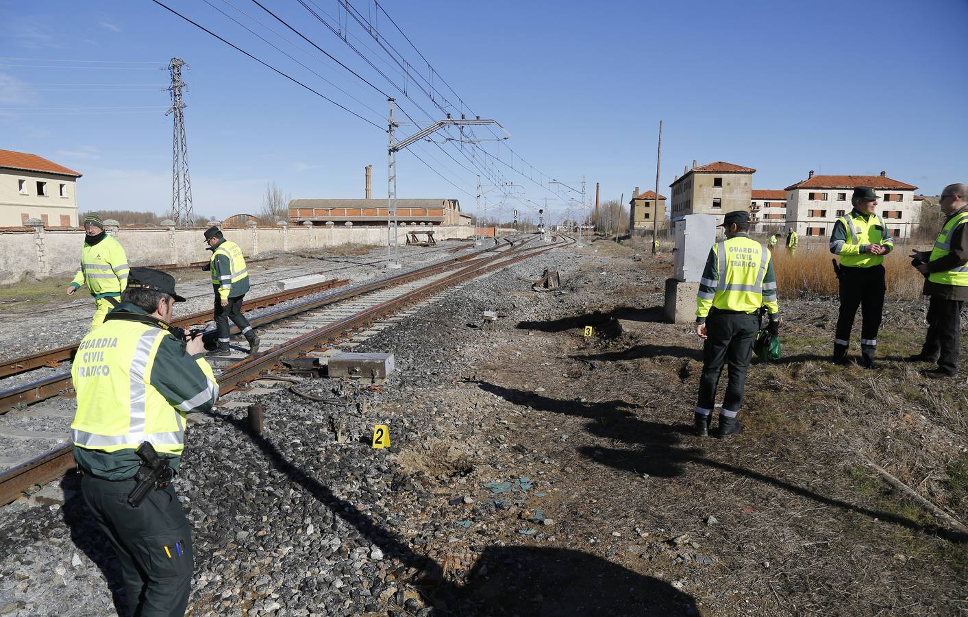 Paso a nivel de Monzón de Campos (Palencia) donde dos jóvenes fueron arrollados por un Alvia