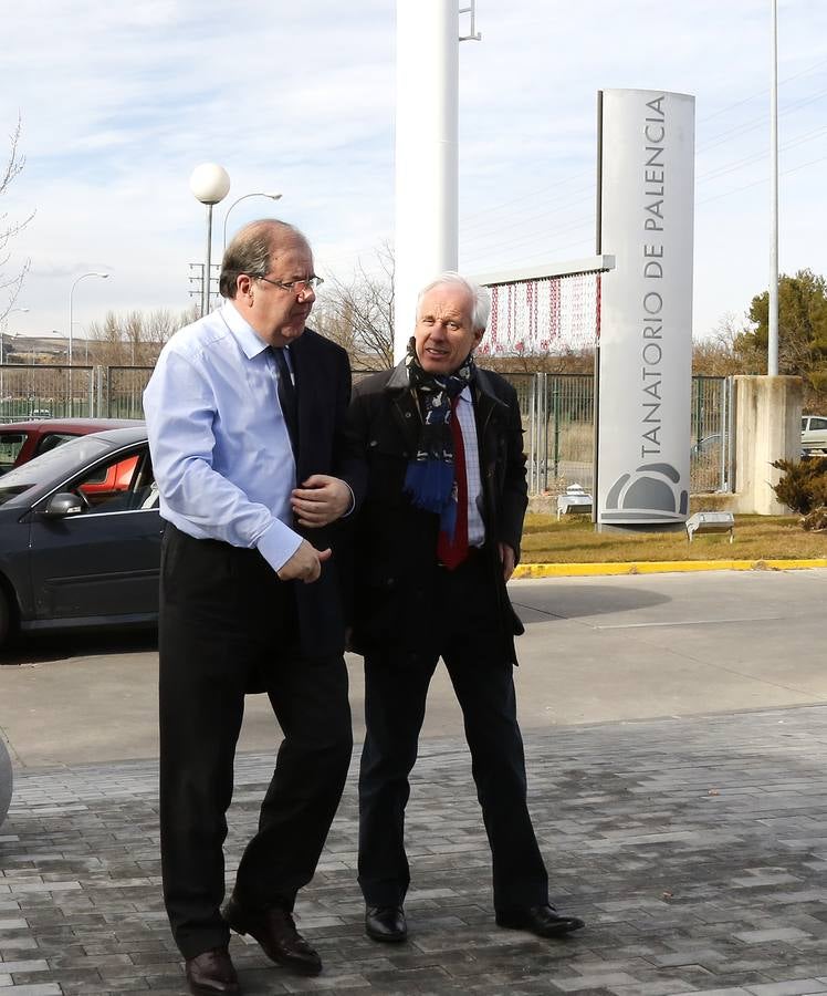 Famosos y personalidades arropan a las familias de los jóvenes arrollados por el tren en Palencia