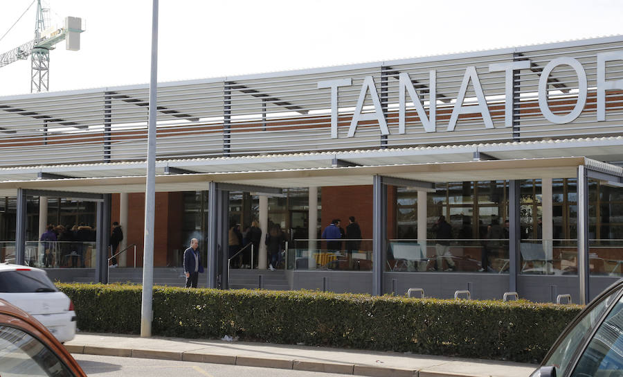 Famosos y personalidades arropan a las familias de los jóvenes arrollados por el tren en Palencia