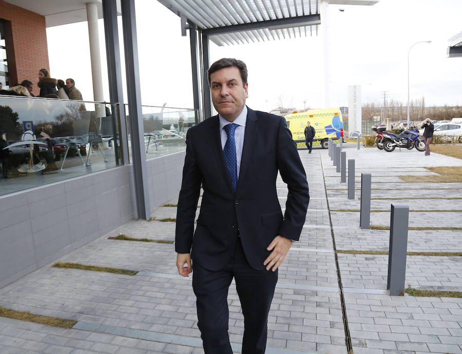 Famosos y personalidades arropan a las familias de los jóvenes arrollados por el tren en Palencia