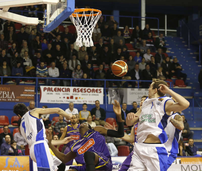 Quesos Cerrato 88-77 CB Prat