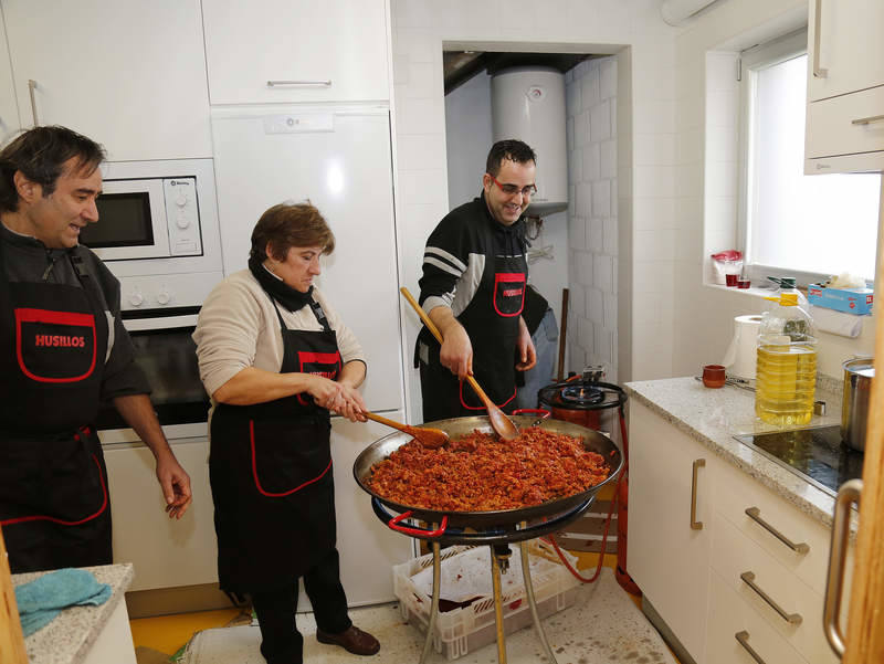 Matanza tradicional en Husillos (Palencia)