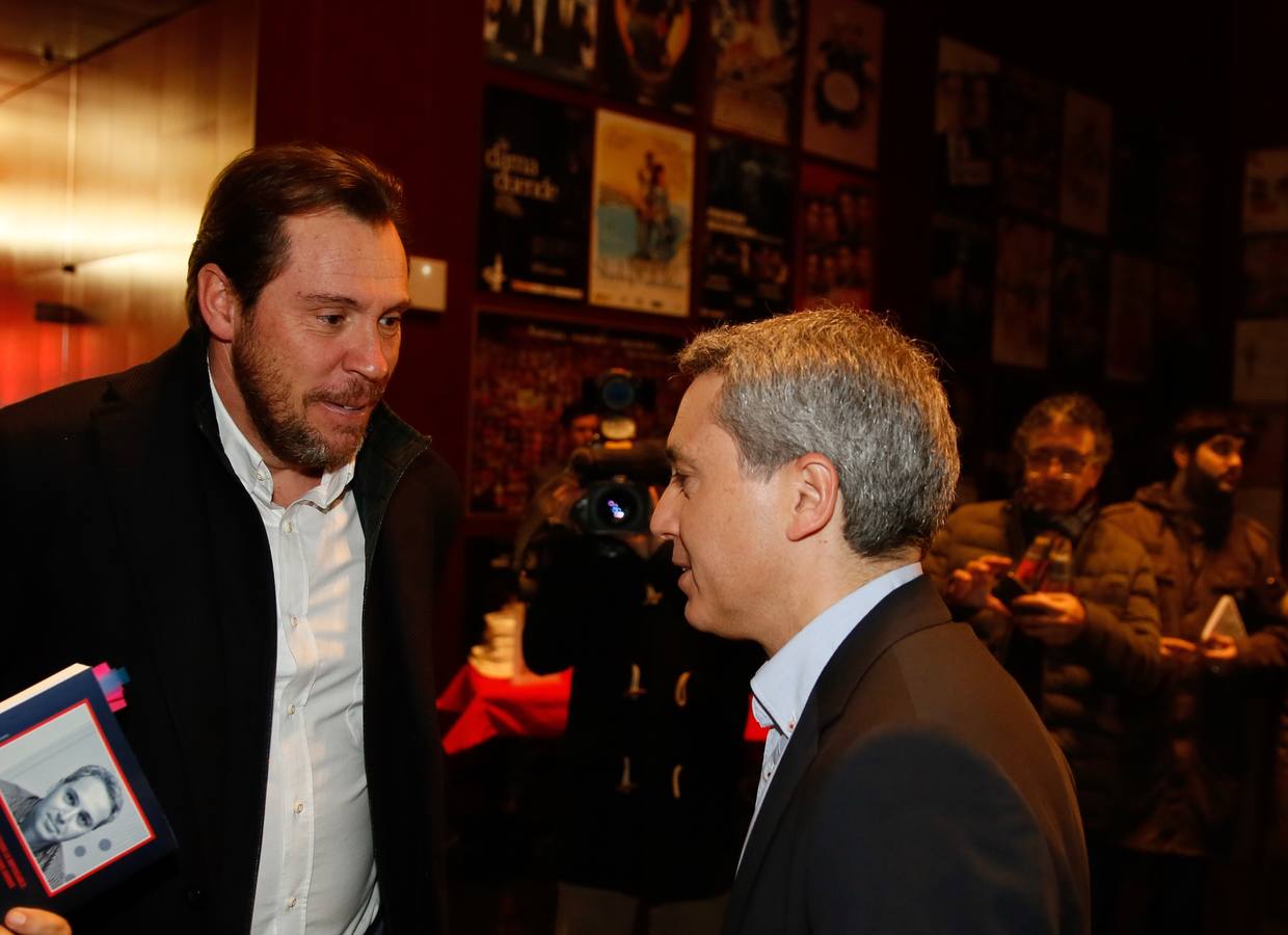 Vicente Vallés analiza la figura de Donald Trump en el Aula de Cultura de El Norte de Castilla