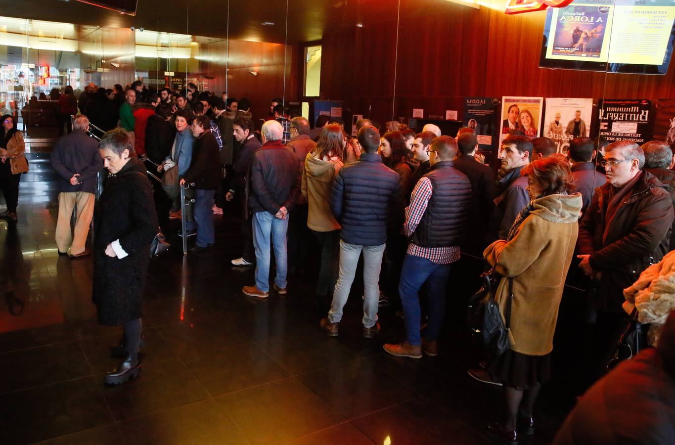 Vicente Vallés analiza la figura de Donald Trump en el Aula de Cultura de El Norte de Castilla