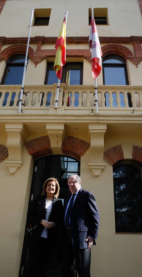 Juan Vicente Herrera y Fátima Báñez firman un convenio de colaboración en materia de Inspección de Trabajo