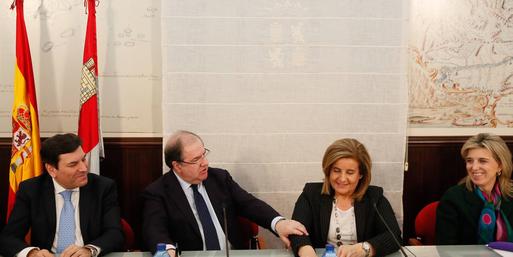 Juan Vicente Herrera y Fátima Báñez firman un convenio de colaboración en materia de Inspección de Trabajo