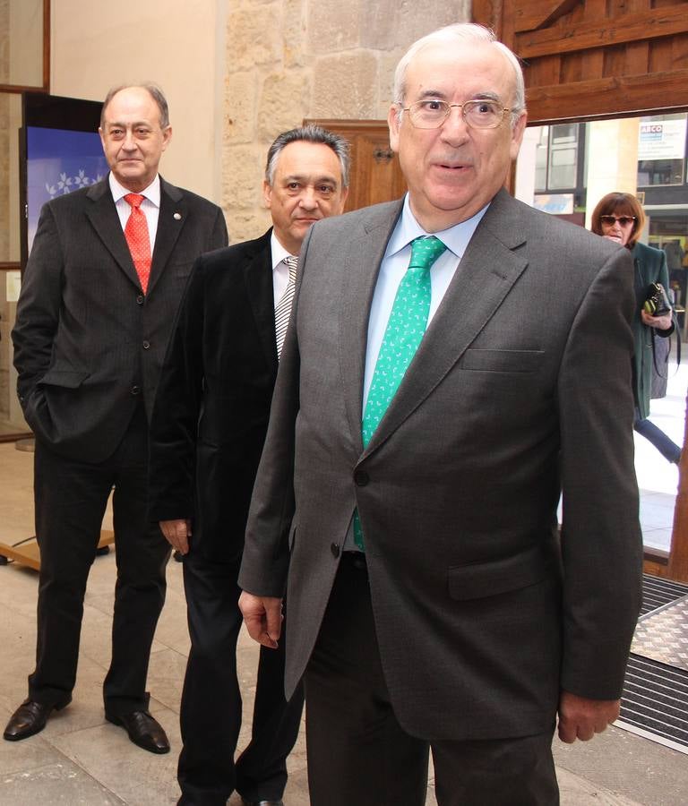 Reunión de la Mesa y la Junta de Portavoces de las Cortes de Castilla y León en la Casa JUnco de Palencia