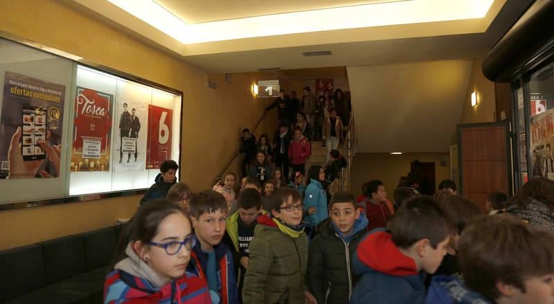 Escolares asisten a las proyecciones de la sección &#039;Cine y Escuela&#039; de la Muestra de Cine de Palencia