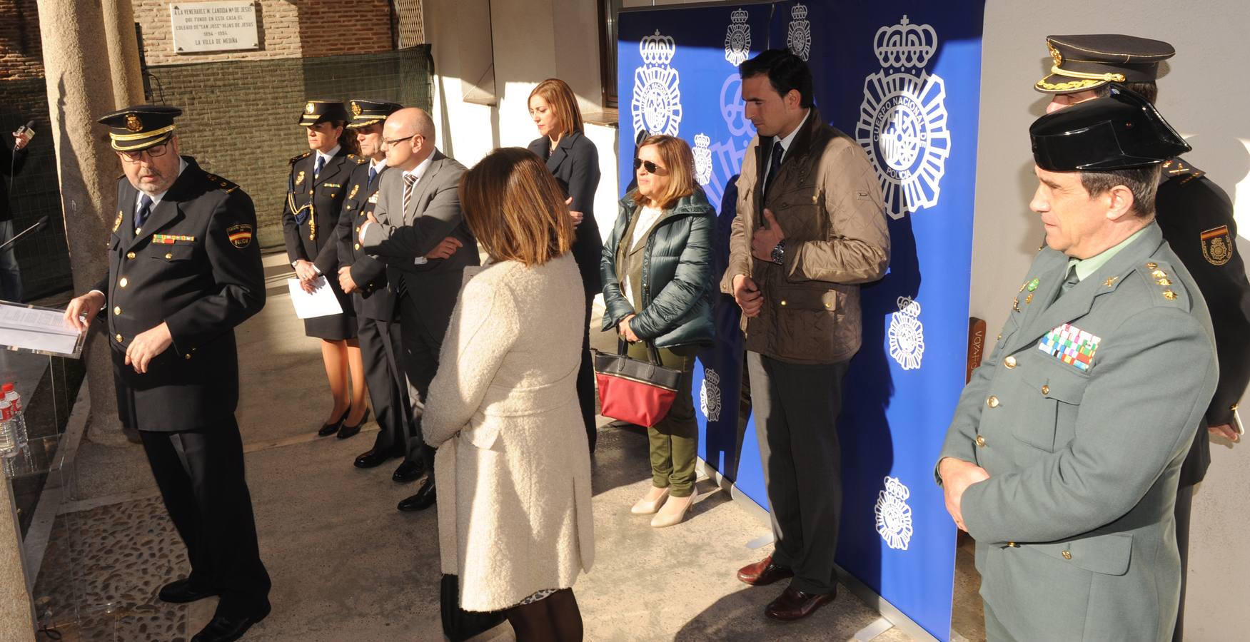 Inauguración de la exposición conmemorativa del 115 aniversario de la Policía Nacional de Medina del Campo