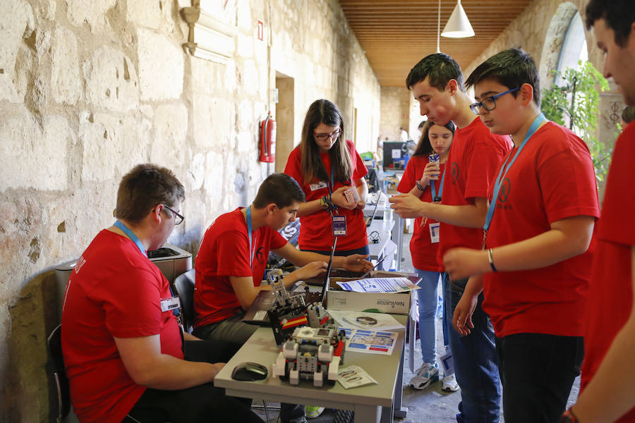 La First Lego League llega a la Universidad de Salamanca