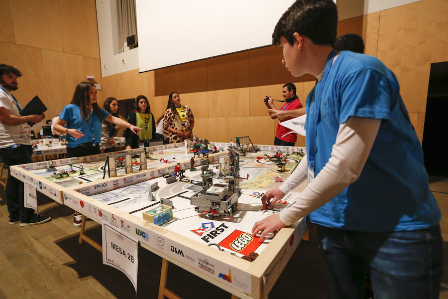 La First Lego League llega a la Universidad de Salamanca