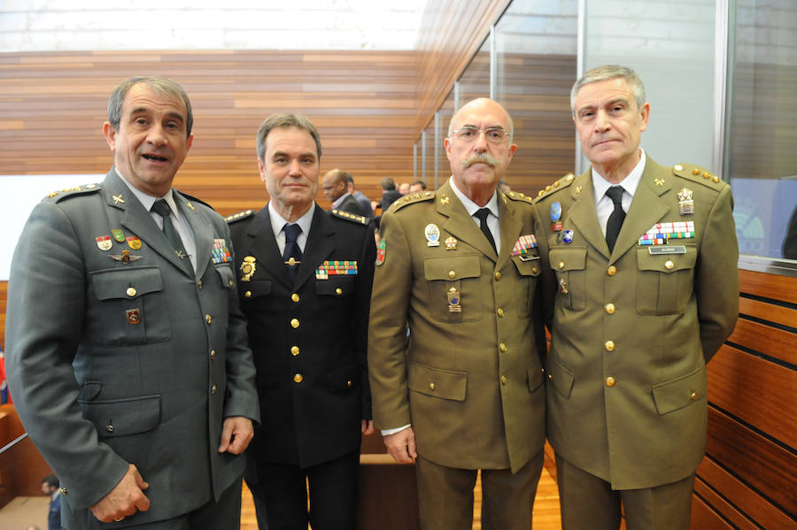 Entrega de medallas en las Cortes de Castilla y León