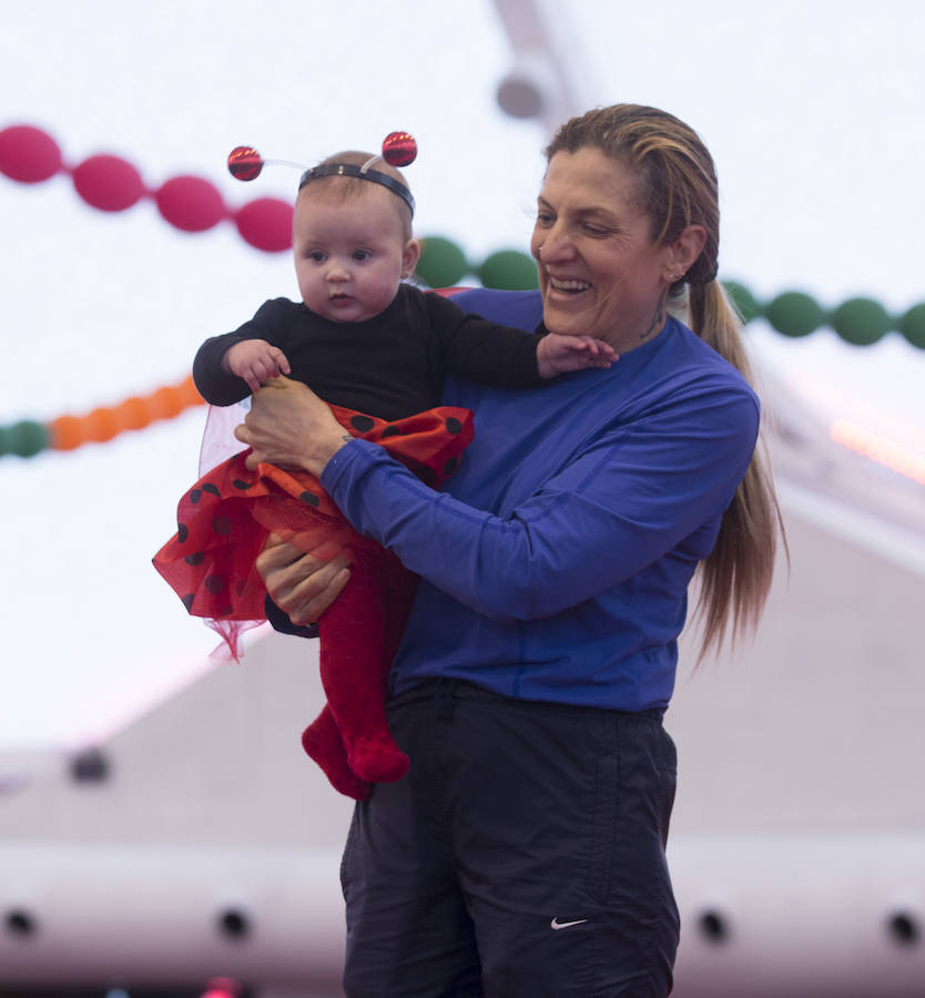 Concurso infantil de disfraces en la Cúpula del Milenio (Valladolid)