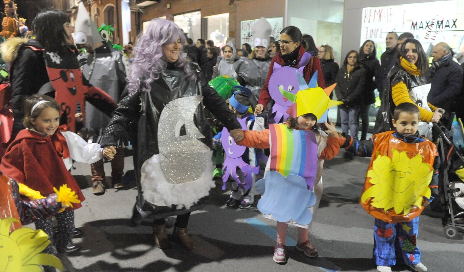 Desfile de Carnaval por las calles de Medina del Campo