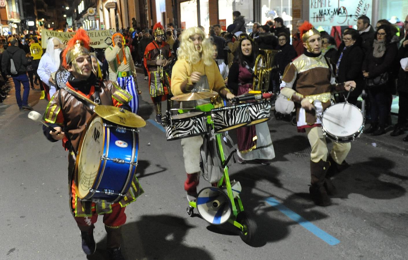 Desfile de Carnaval por las calles de Medina del Campo