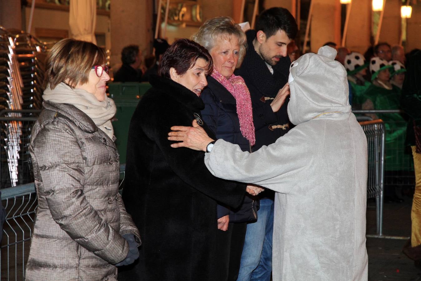 Segovia disfruta del martes de carnaval con un animado desfile