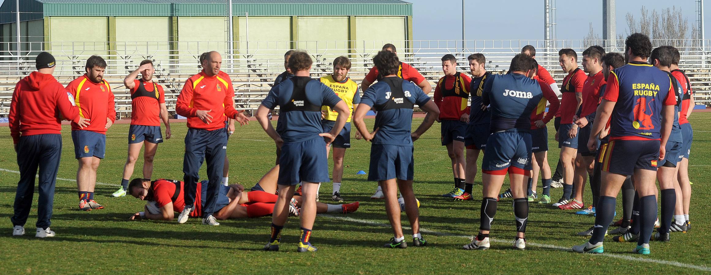 La selección española de rugby entrena en Medina del Campo