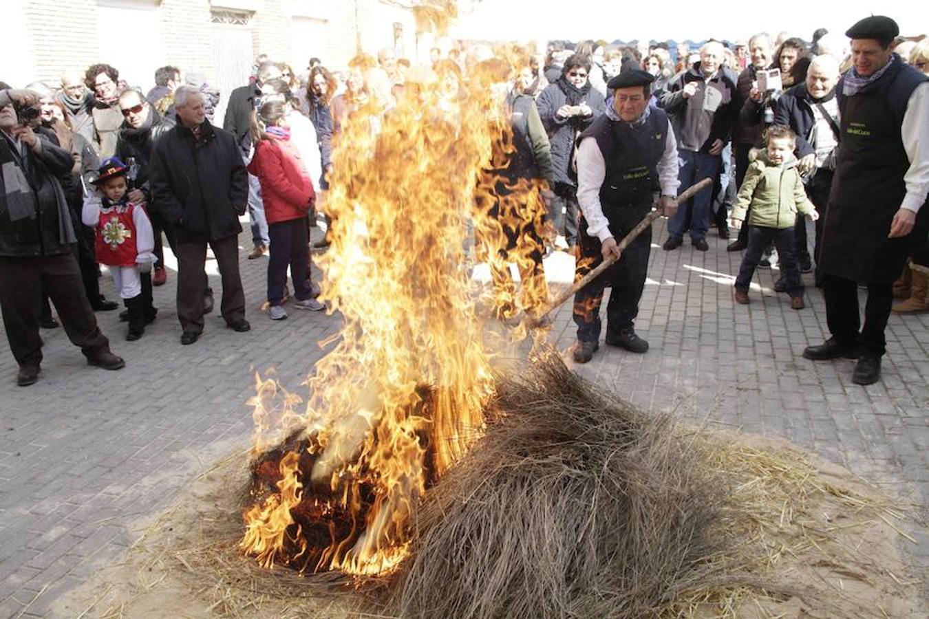 IX Jornada de la Matanza y del vino de la Ribera del Duero del Valle del Cuco en Corrales de Duego