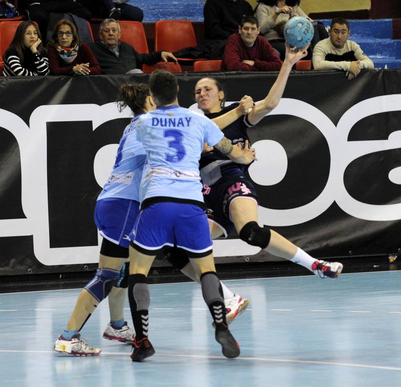 Aula Cultural-Canyamelar en el Polideportivo Huerta del Rey (Valladolid)