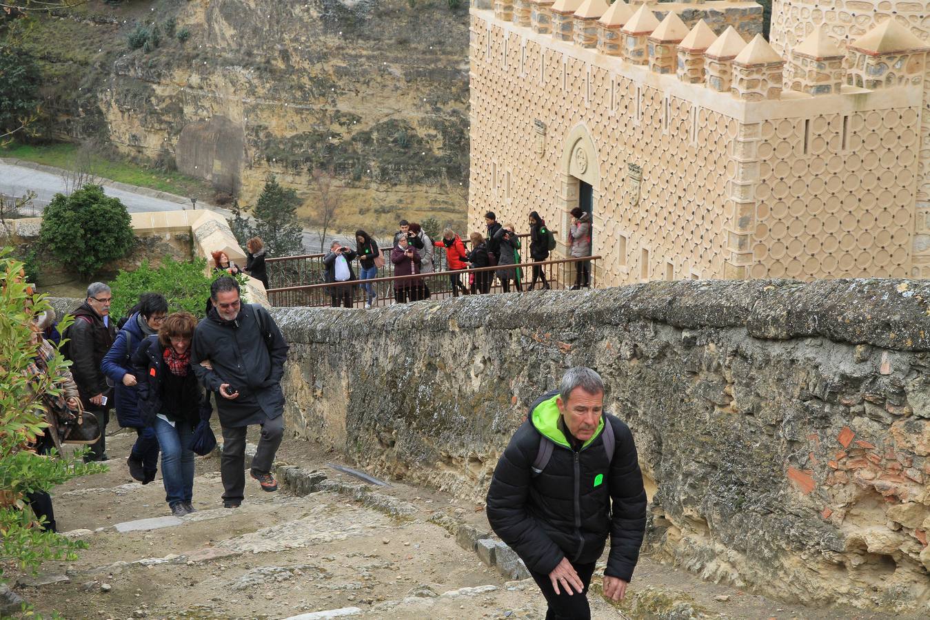 Un simulacro en el Alcázar de Segovia recuerda el incendio que destruyó la fortaleza en 1862