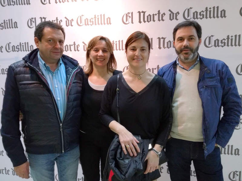 Luis Castaño y Maite Sánchez (Desguaces Monzón), junto a Sonia Bahillo y Javier Lozano (Módena).