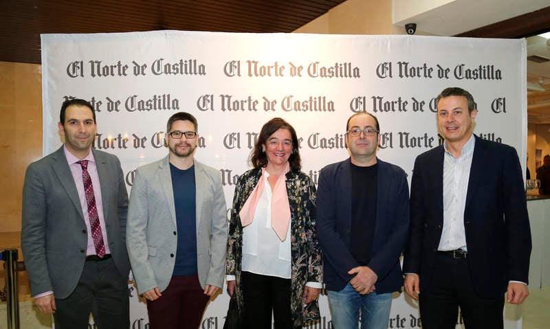 Mario Simón, Álvaro Antón, Francisca de la Peña, Juan Cruz Vidal y Juan Pablo Izquierdo, de Ciudadanos.