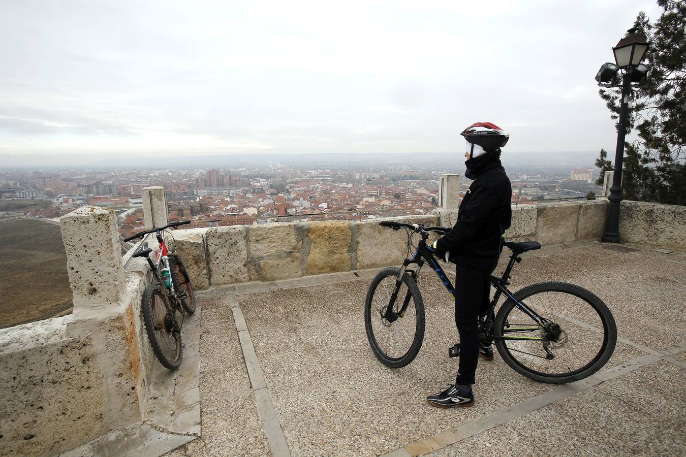 El otro Palencia (I): un barrio a los pies del Cristo