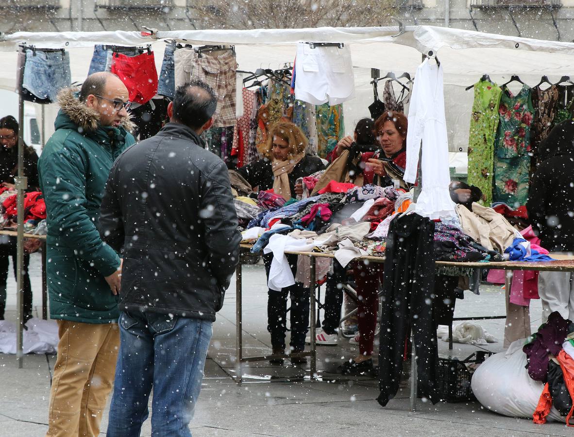 Jornada de frío invernal y nieve en Segovia