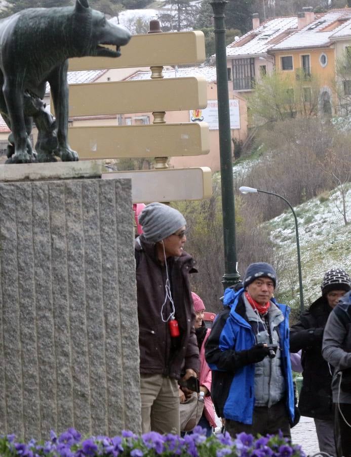 Jornada de frío invernal y nieve en Segovia