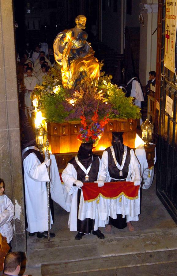 Cofradía de Nuestro Padre Jesús Resucitado, María Santísima de la Alegría y las Lágrimas de San Pedro de Valladolid