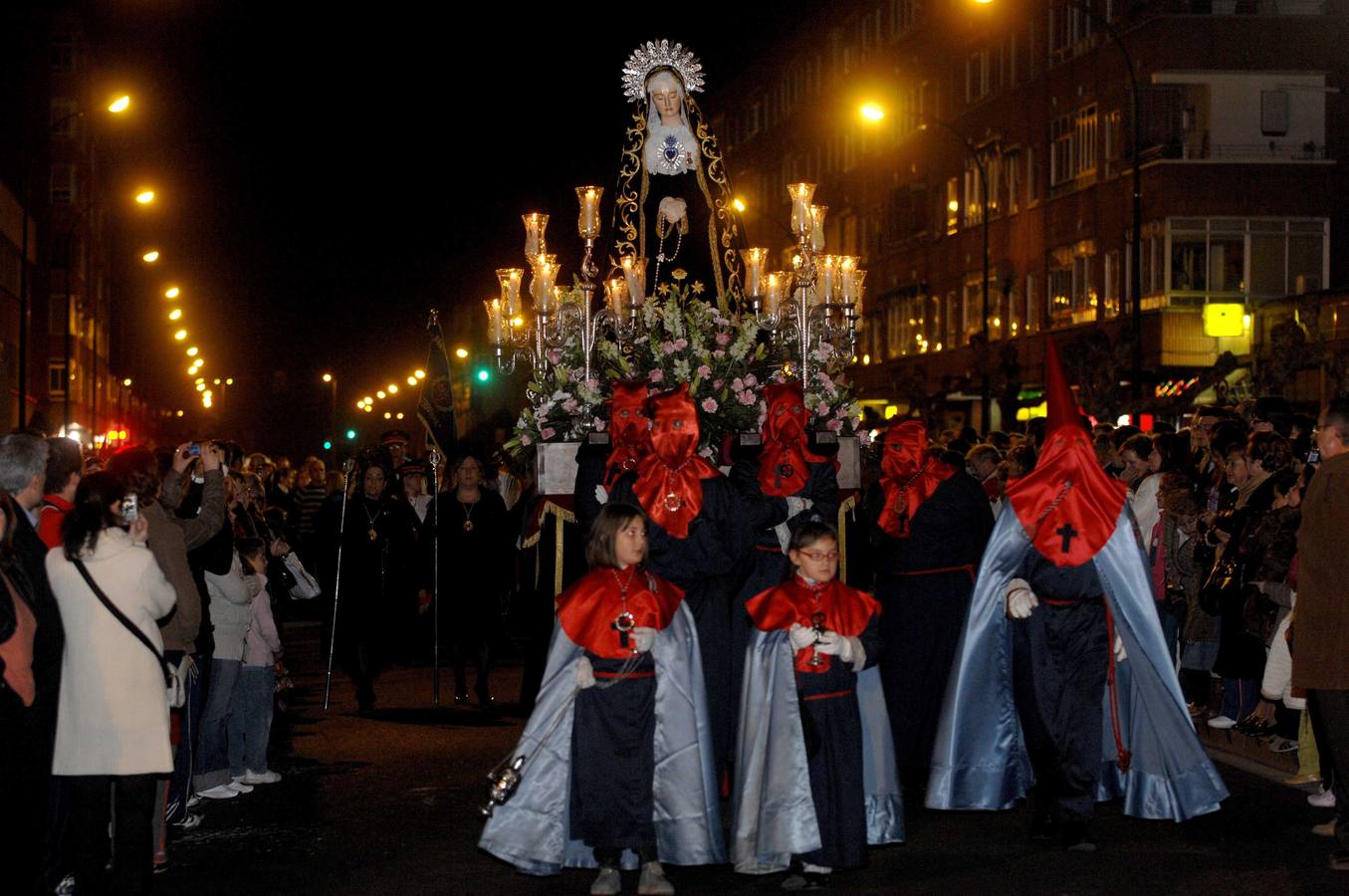 Cofradía de la Exaltación de la Santa Cruz de Nuestra Señora de los Dolores de Valladolid