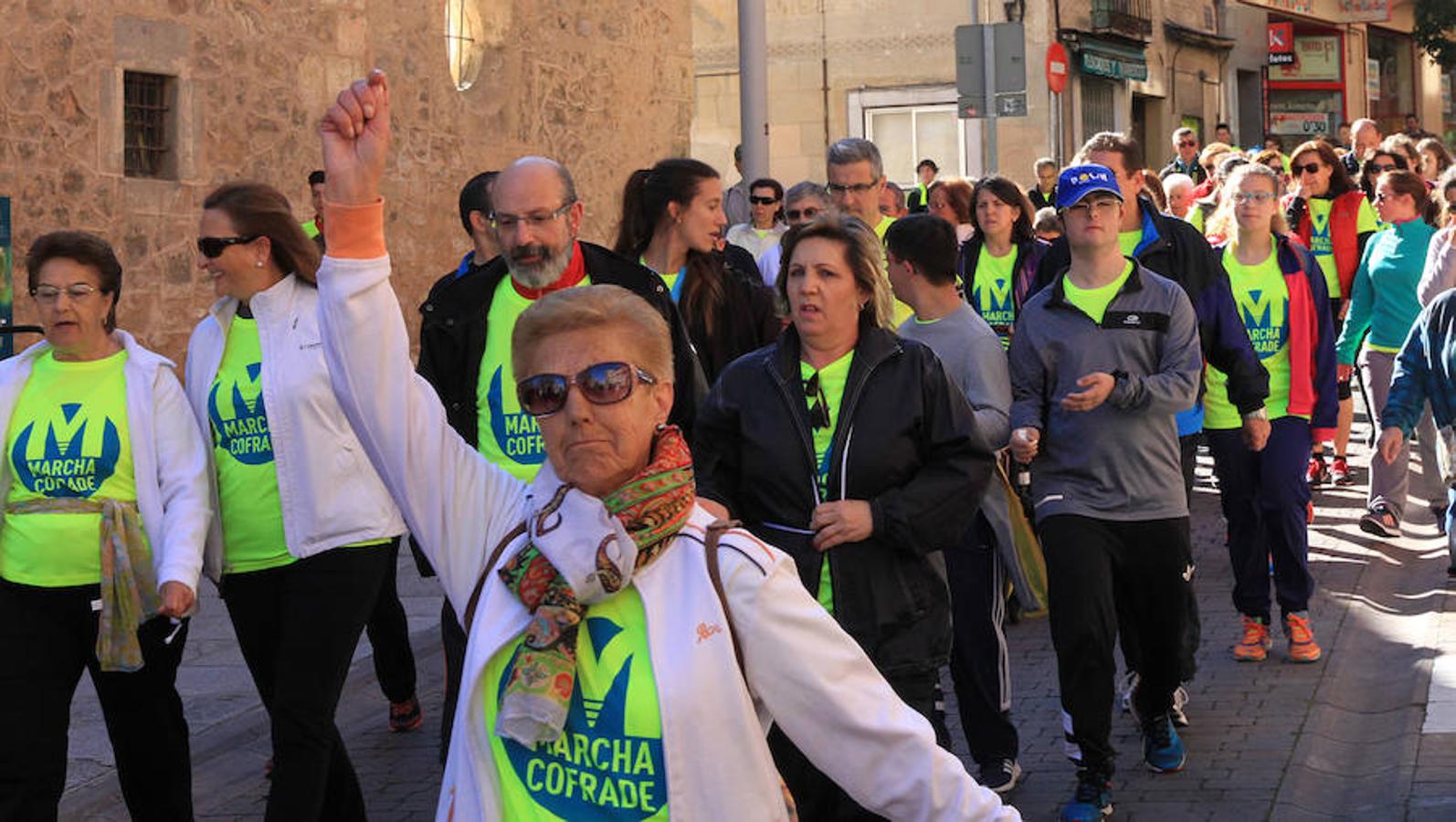 Marcha cofrade en Segovia