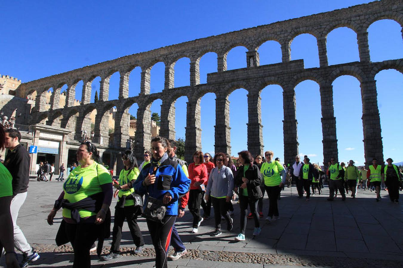 Marcha cofrade en Segovia