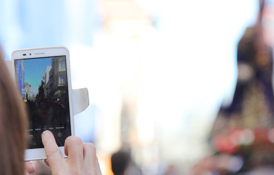 Entrega de la medalla de oro de la ciudad a la cofradia de los nazarenos de Palencia