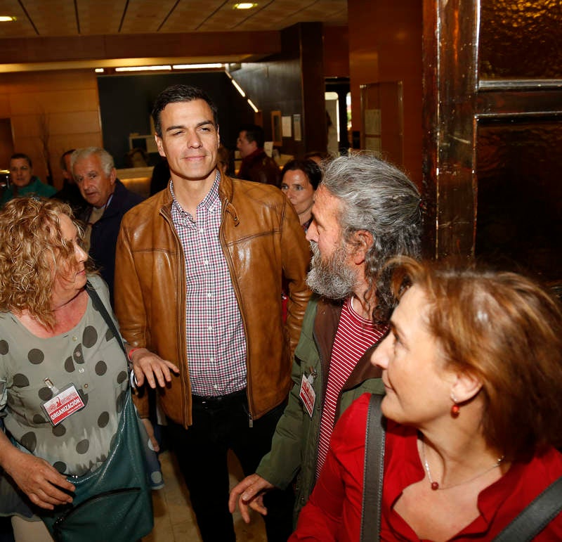 Pedro Sánchez hace campaña en Palencia para las primarias socialistas