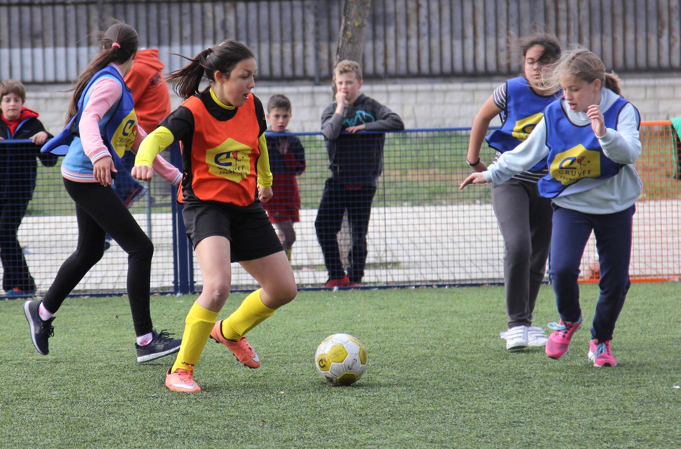 Finales masculinas y femeninas del Torneo Cruyff Court de Palencia