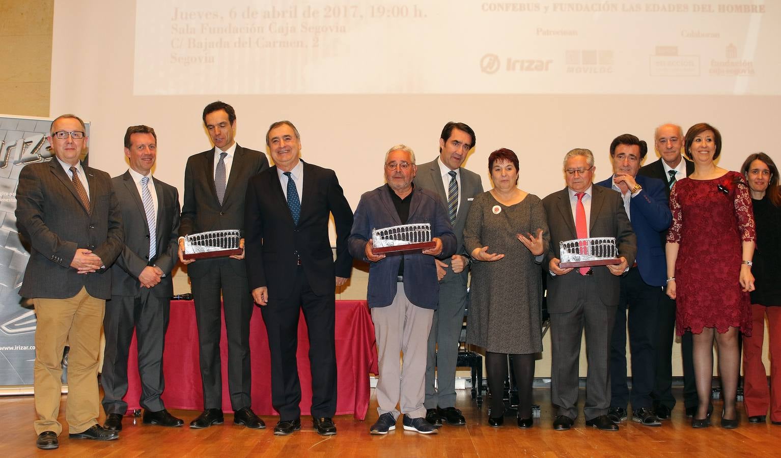 La Agrupación Segoviana de Empresarios del Transporte entrega los Acueductos de Plata