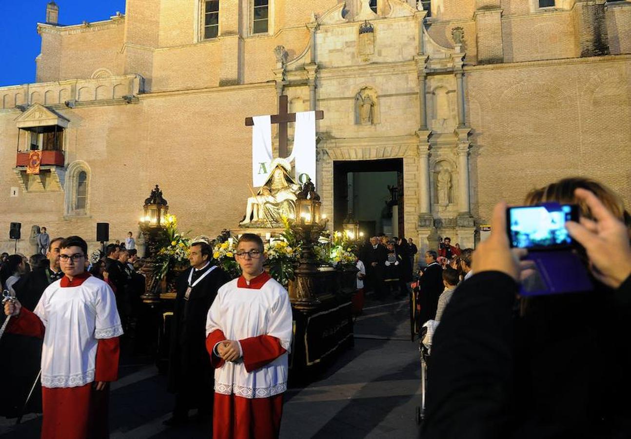 Procesión de la Dolorosa en Medina del Campo