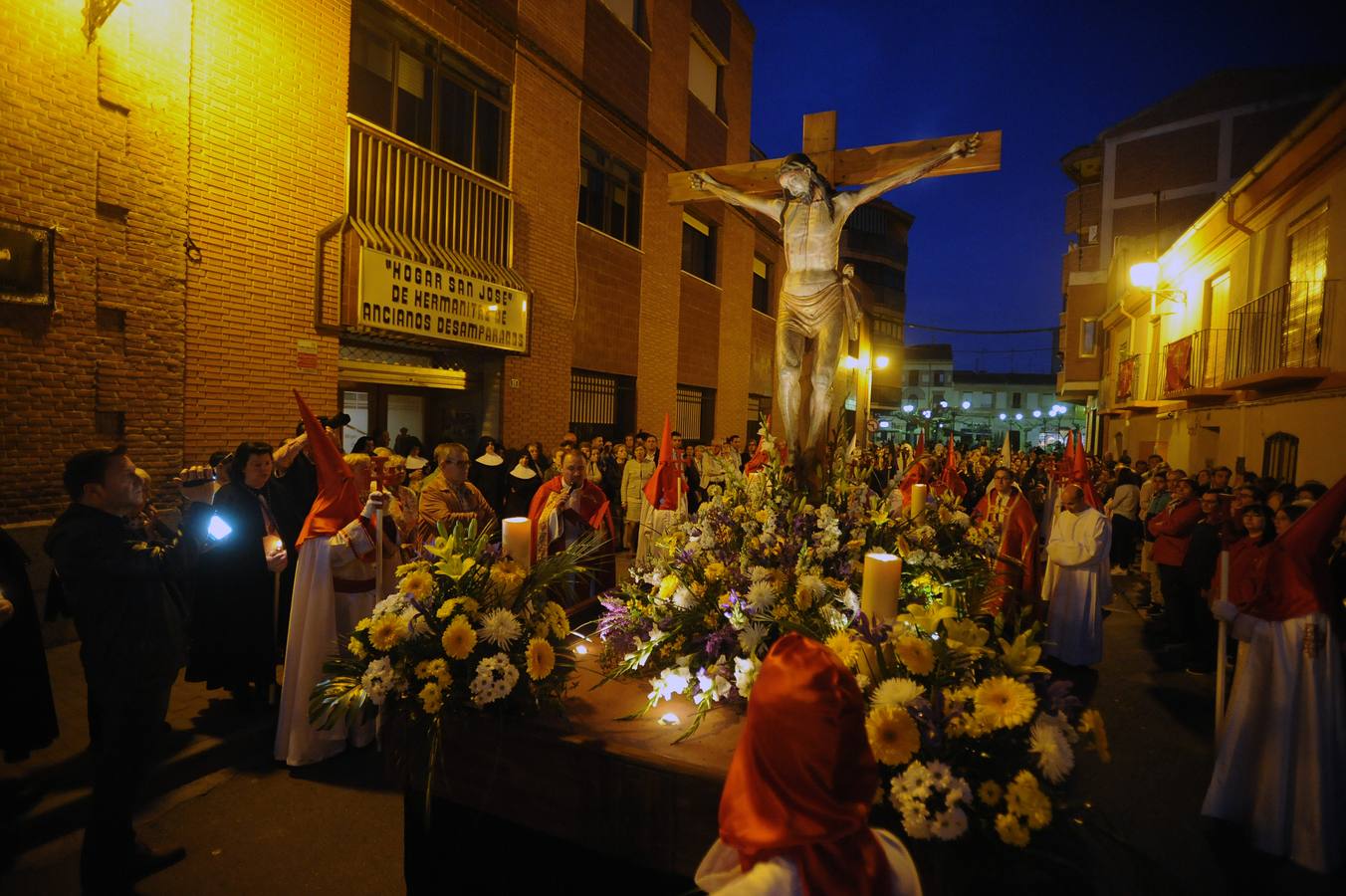Peregrinación del Santísimo Cristo del Amor y la Meditación de las Siete Palabras en Medina del Campo