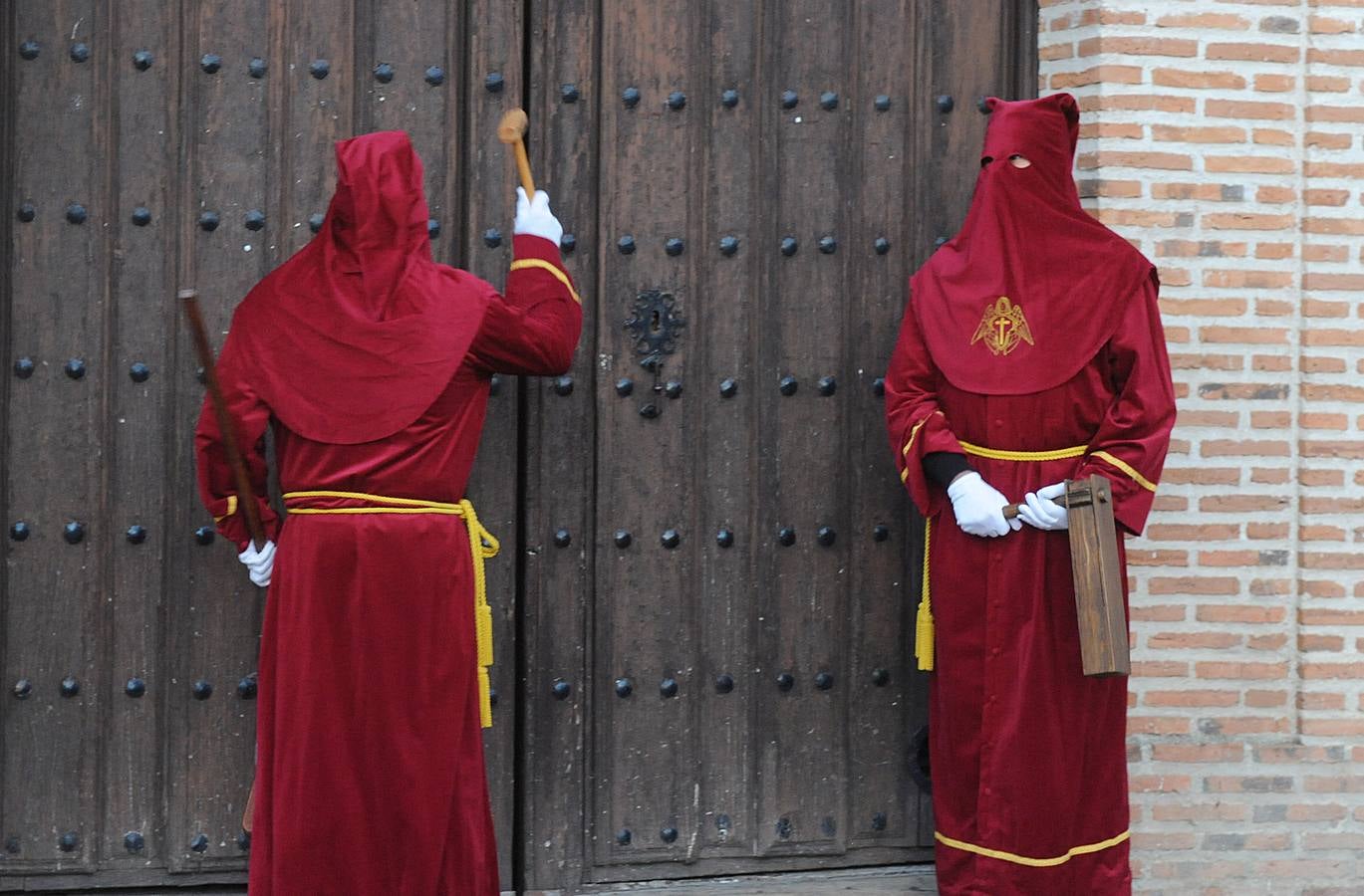 Procesión de la Vera Cruz en Nava del Rey (Valladolid)