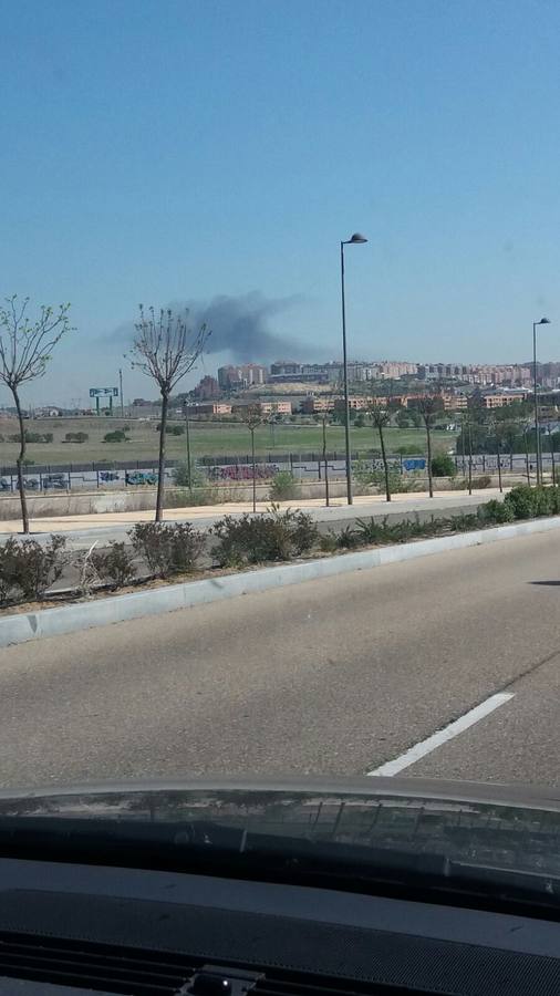 Incendio en un taller de neumáticos de Valladolid