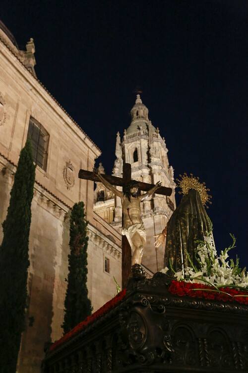 Procesión del Silencio de la Hermandad Universitaria de Salamanca