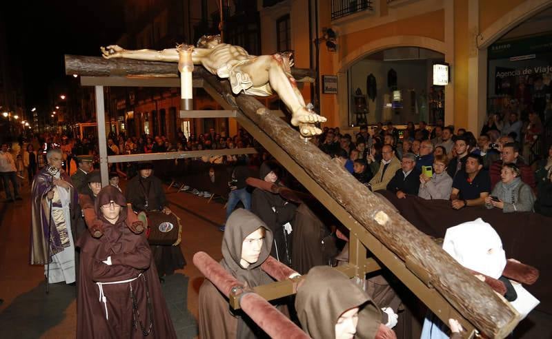 Procesión de Luz y Tinieblas en Palencia