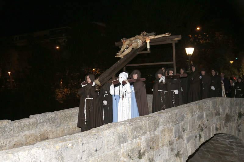 Procesión de Luz y Tinieblas en Palencia