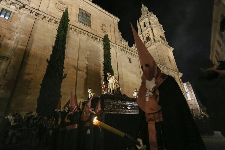 Procesión de Nuestro Padre Jesús Flagelado y Nuestra Señora de las Lágrimas en Salamanca