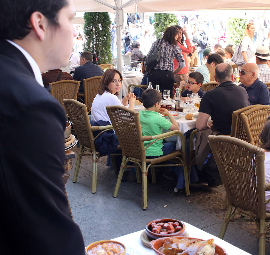Los turistas llenan Segovia durante el Viernes y el Sábado Santo