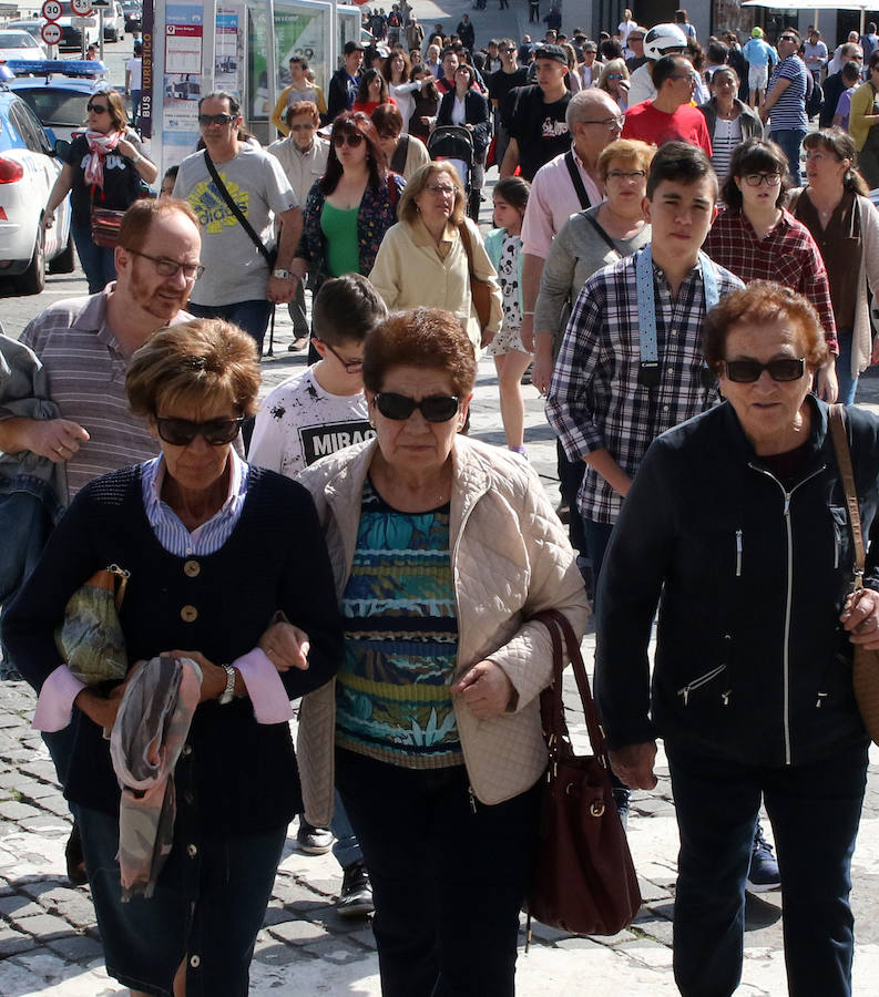 Los turistas llenan Segovia durante el Viernes y el Sábado Santo