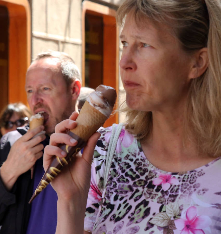 Los turistas llenan Segovia durante el Viernes y el Sábado Santo